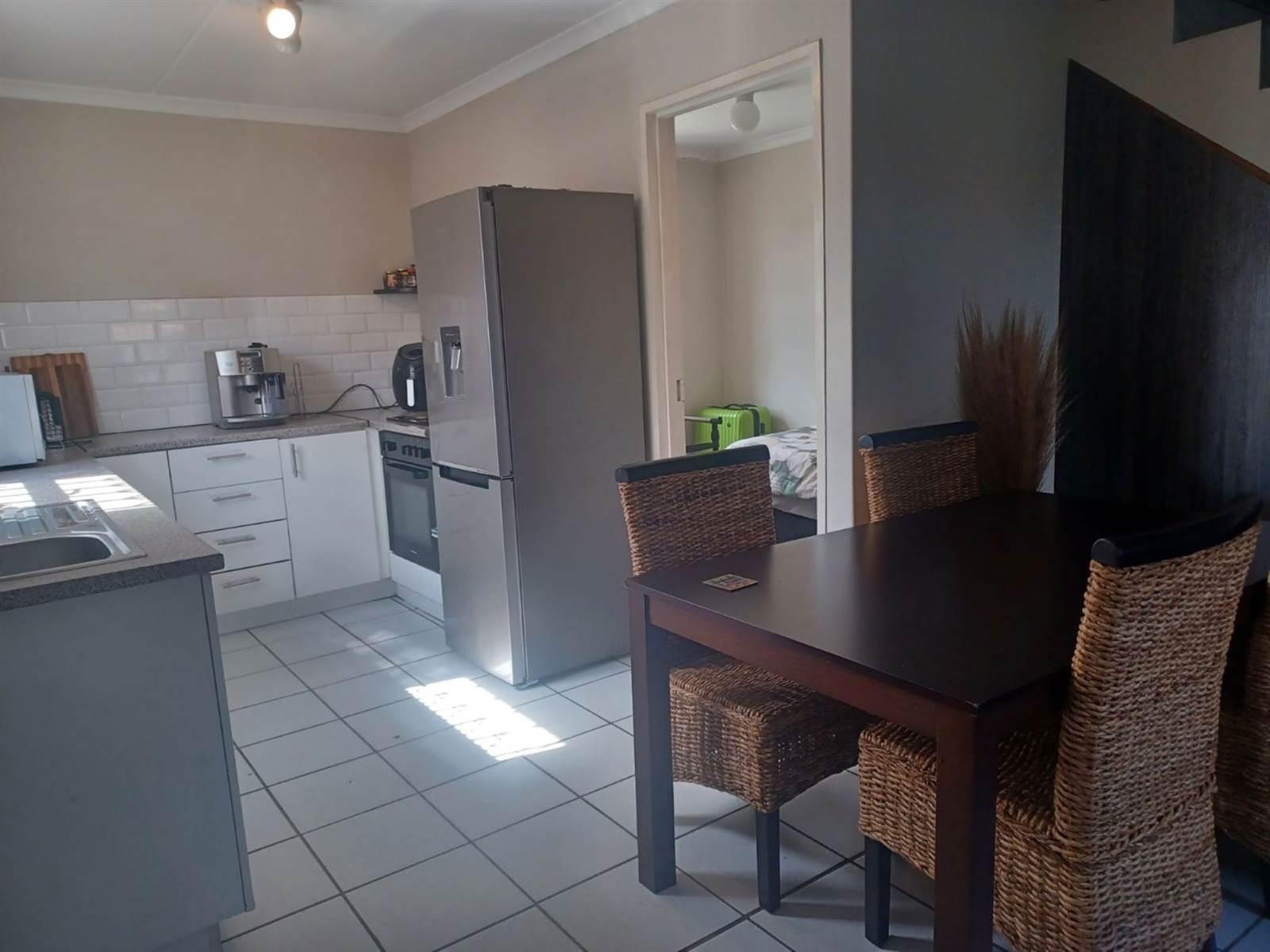 3 Bed House in Mitchells Plain photo number 4