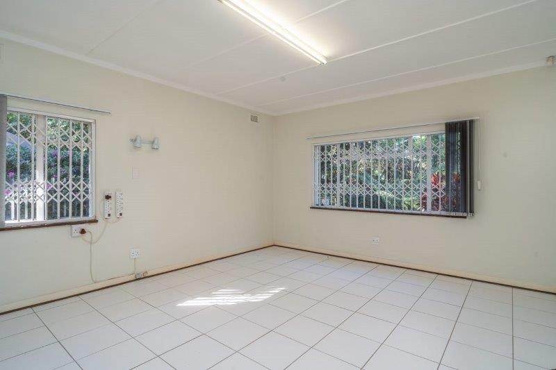 3 Bed Townhouse in Kloof photo number 23