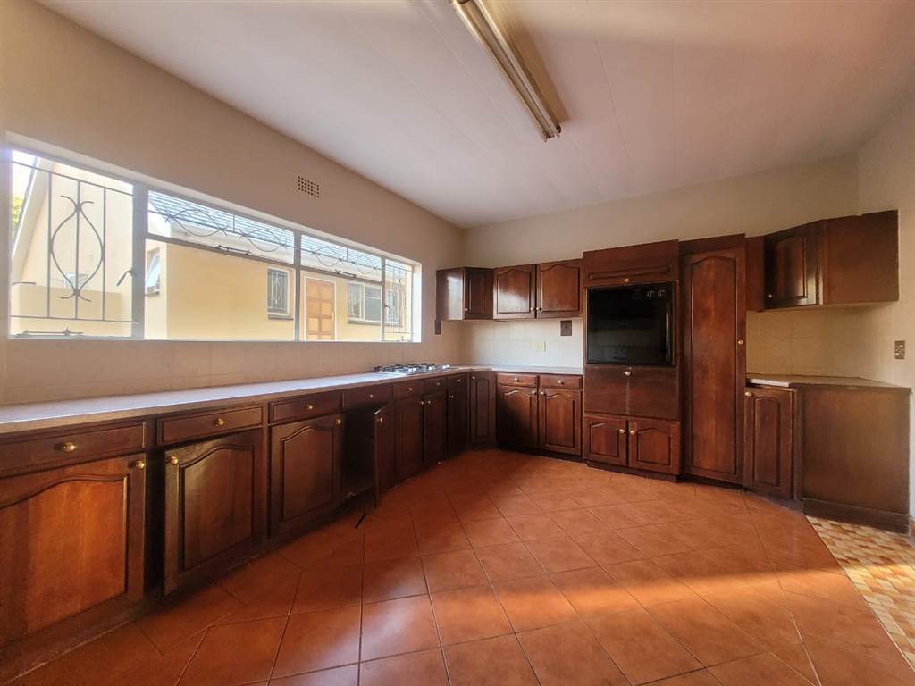 6 Bed House to rent in Rant en Dal RR4194002 Private Property