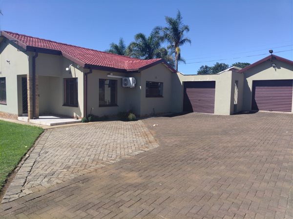 3 Bedroom House 3 Bedroom House