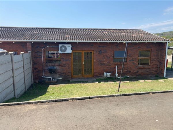 3 Bedroom Townhouse 3 Bedroom Townhouse
