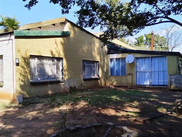 3 Bedroom House 3 Bedroom House