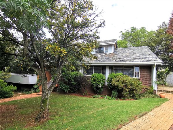 4 Bedroom House 4 Bedroom House