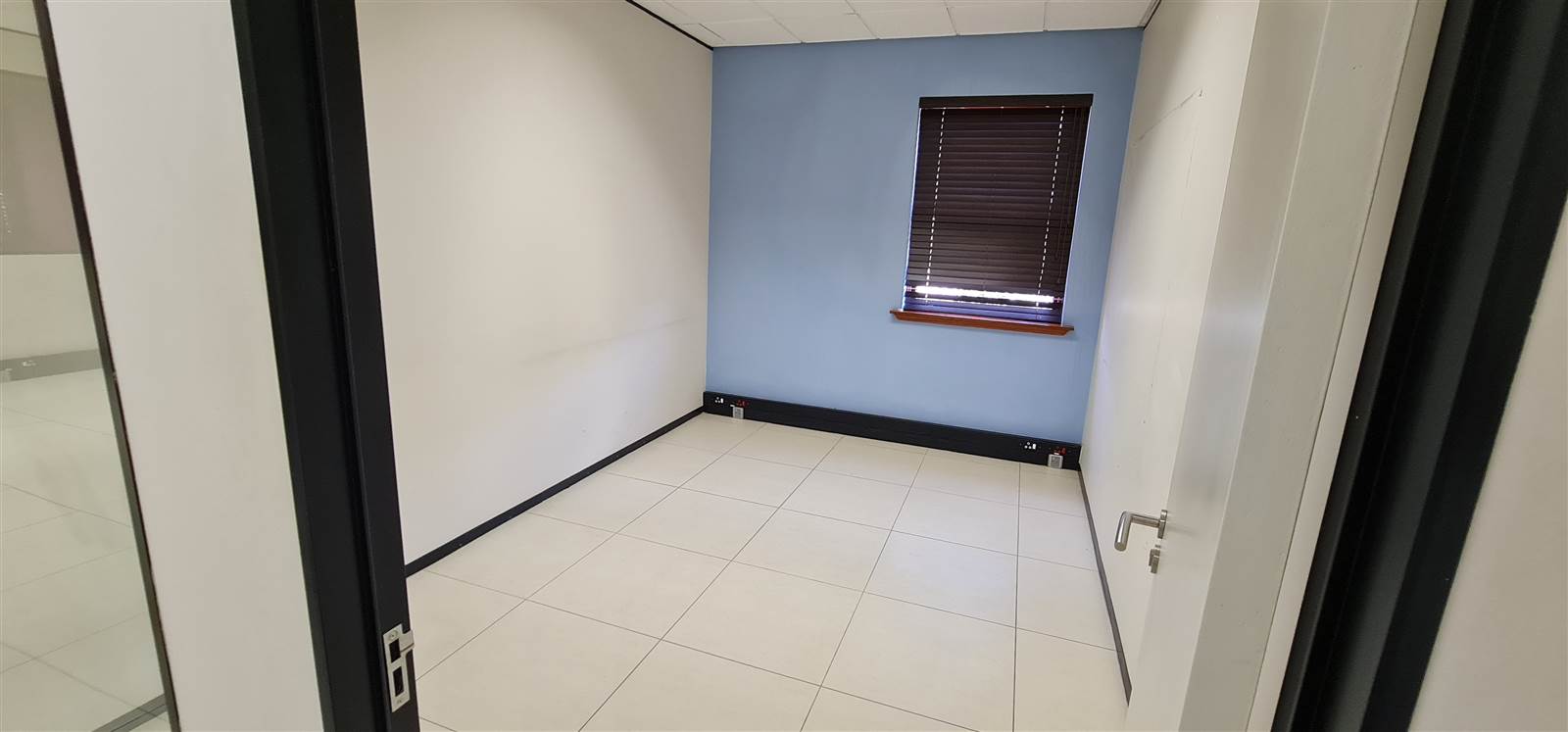 630  m² Commercial space in Rivonia photo number 10
