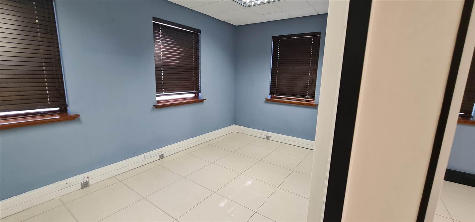 630  m² Commercial space in Rivonia photo number 16