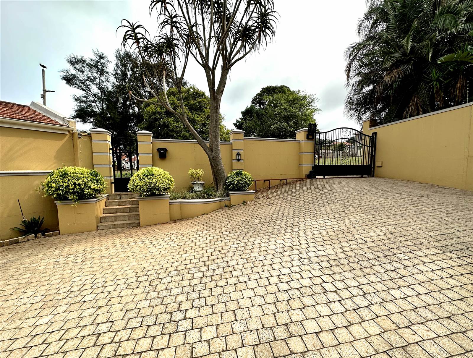 4 Bed House in Durban North photo number 16