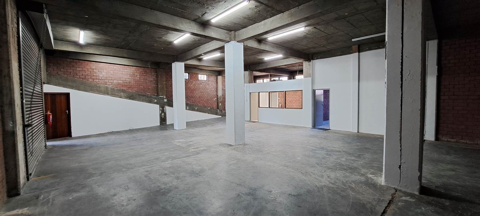 305  m² Industrial space in New Germany photo number 6