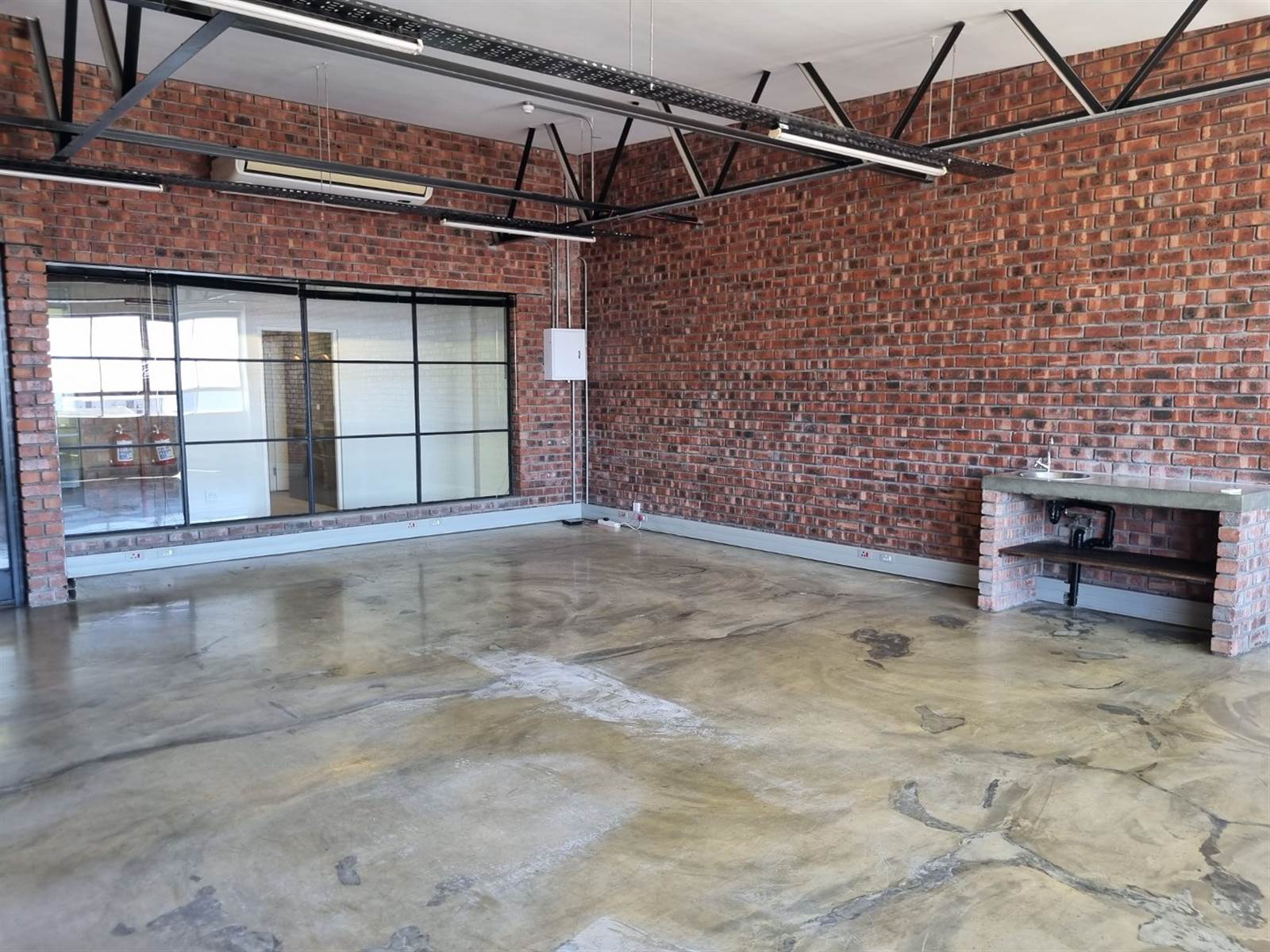 73  m² Commercial space in Salt River photo number 1