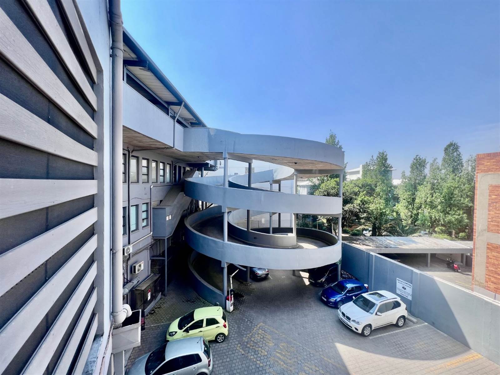 91  m² Office Space in Illovo photo number 9