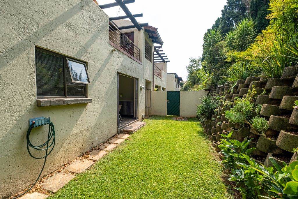 2 Bed Apartment in Linksfield Ridge photo number 18