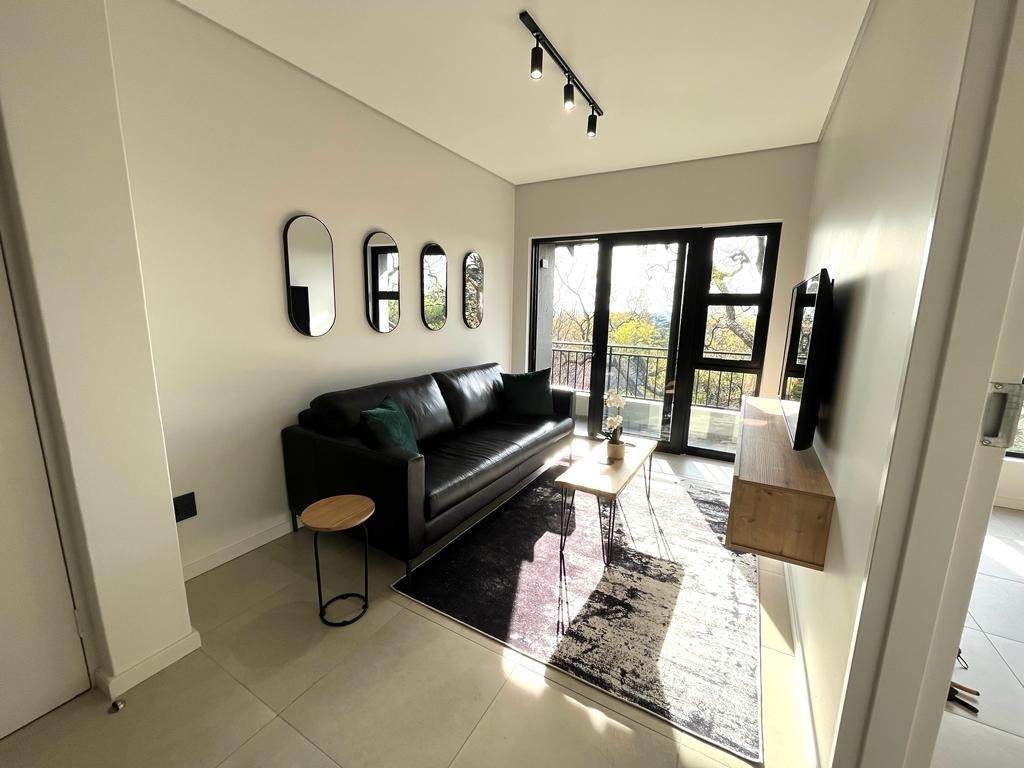 2 Bed Apartment in Waverley photo number 5