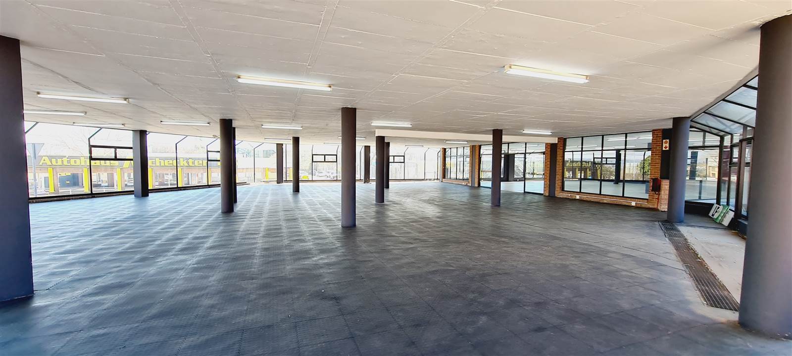 1033  m² Commercial space in Kensington B photo number 6