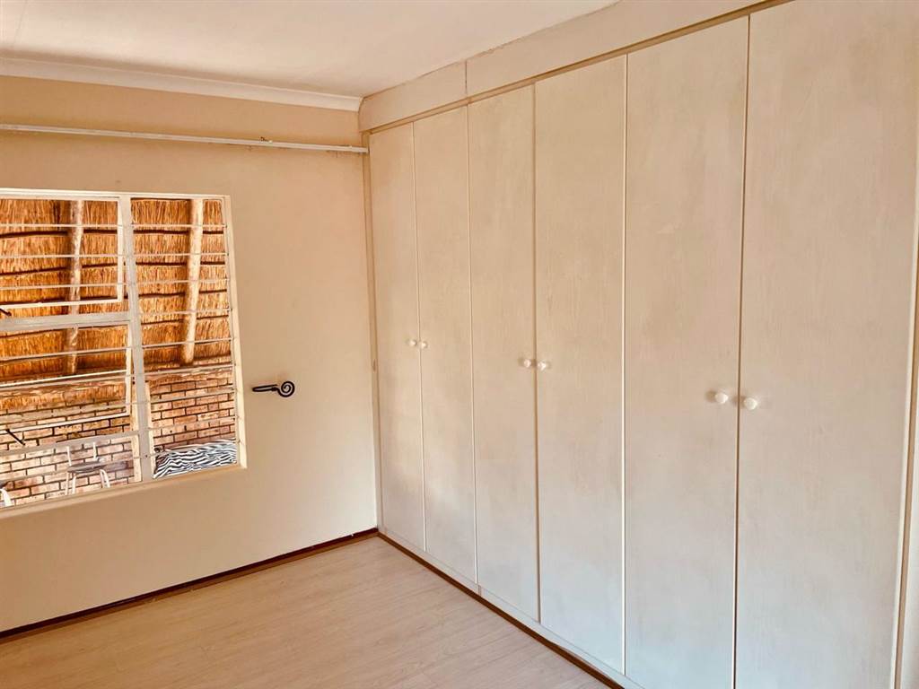 3 Bed Townhouse in Kloofendal photo number 19