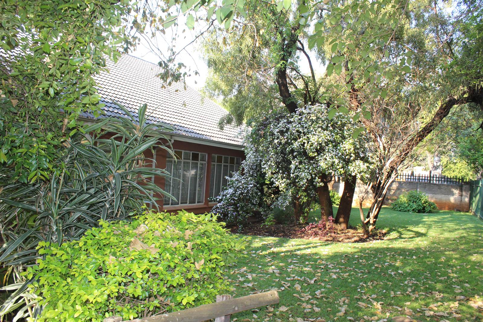4 Bed House in Protea Park photo number 4
