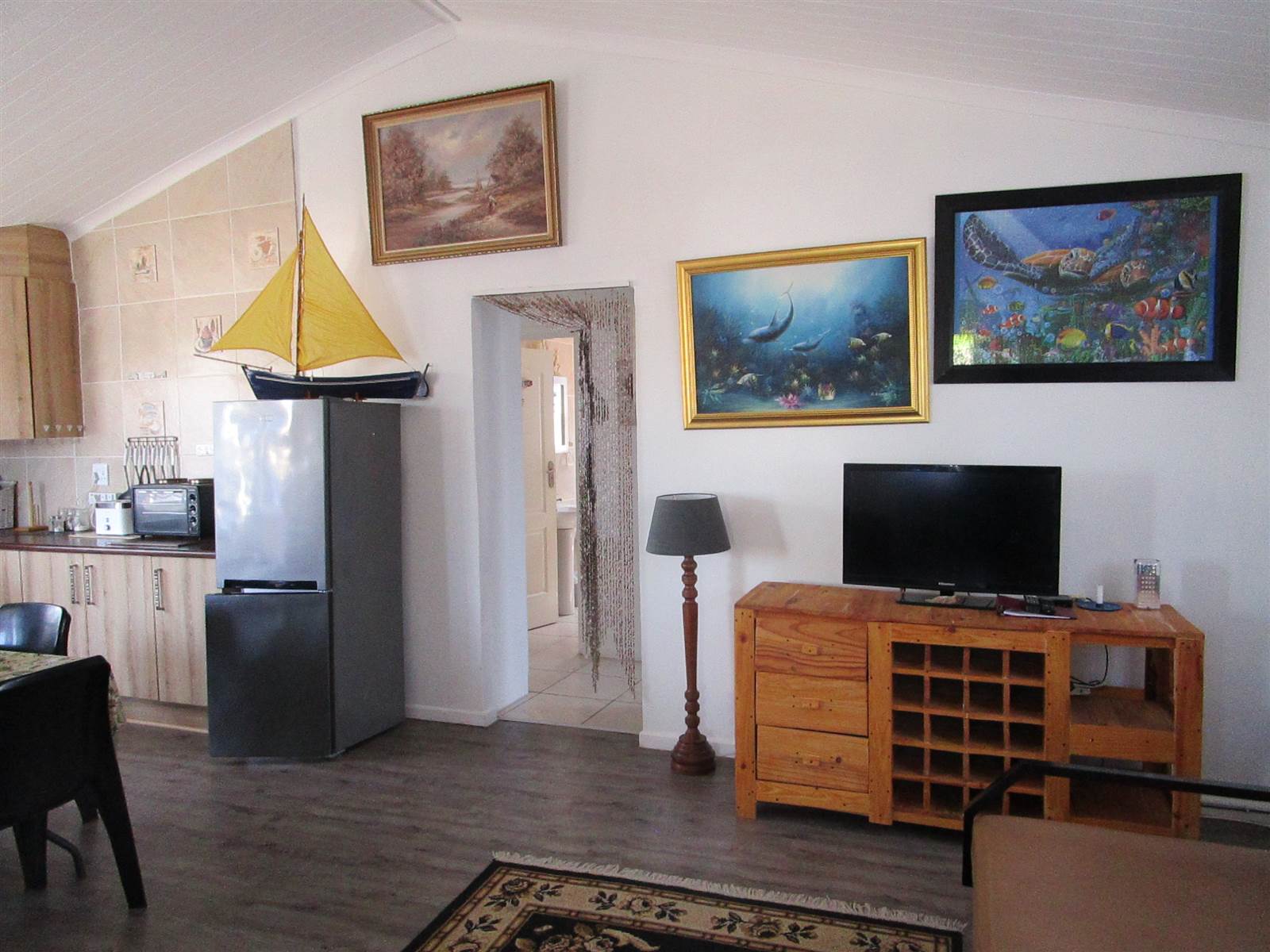 2 Bed House in Gansbaai and surrounds photo number 3