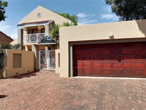 4 Bed House in Baileys Muckleneuk