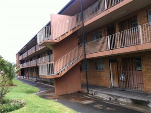 3 Bed Apartment in Crown Gardens