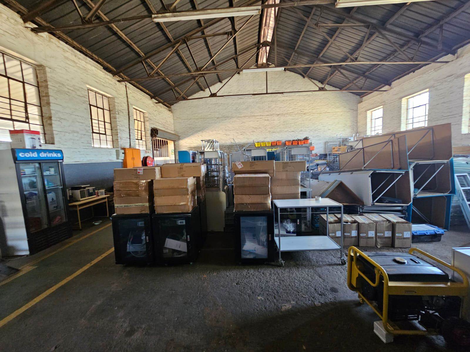 335  m² Industrial space in Brakpan Central photo number 3