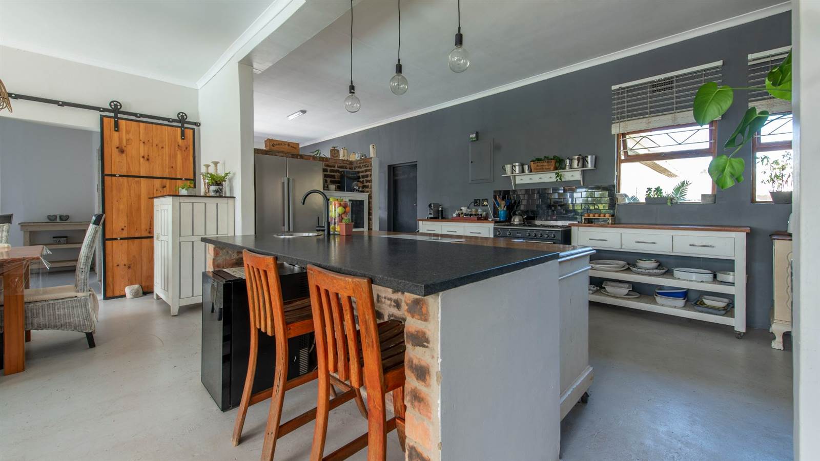 5 Bed House in Paarl photo number 5