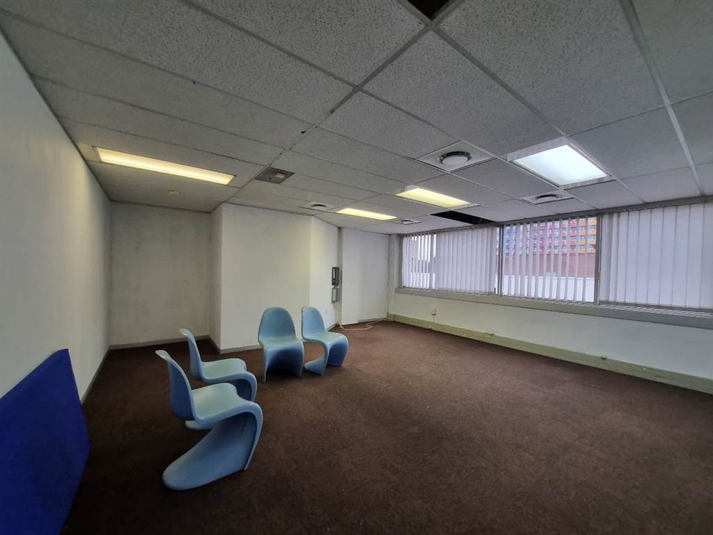 147  m² Commercial space in Hatfield photo number 7