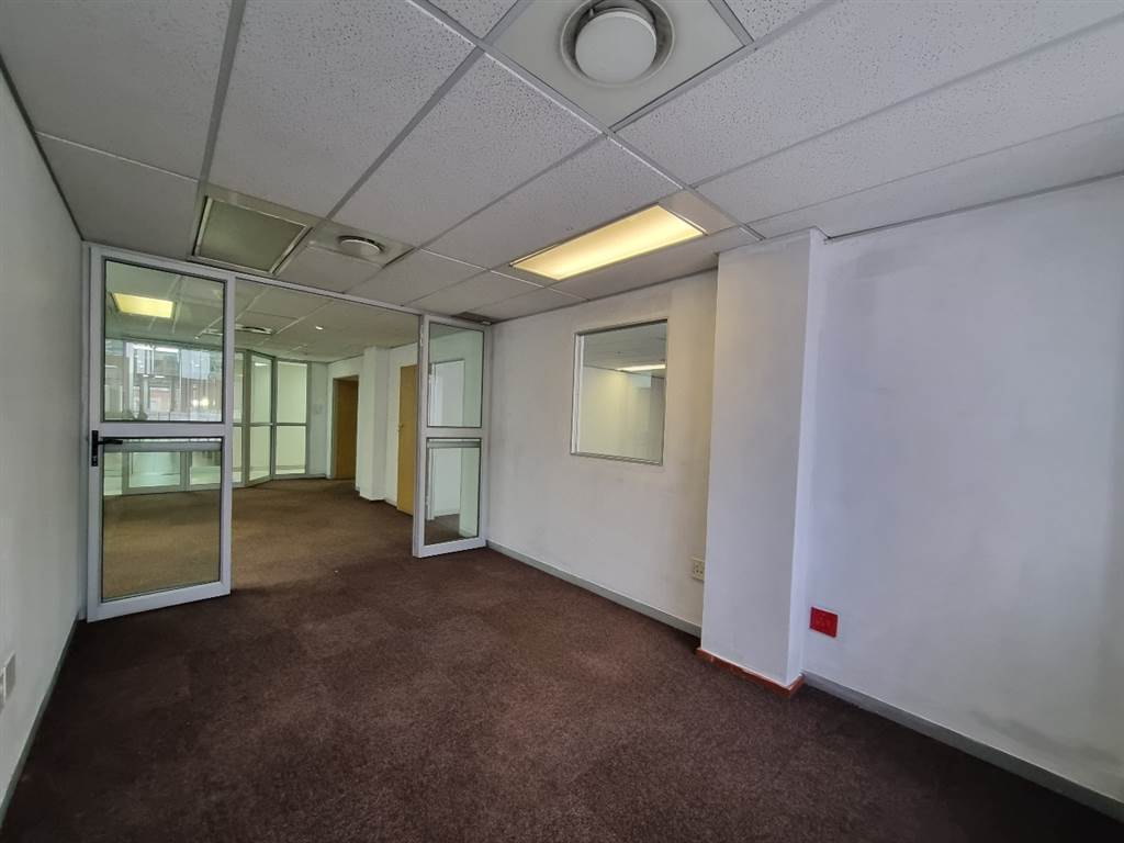 147  m² Commercial space in Hatfield photo number 5