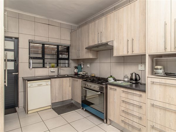 3 Bedroom House 3 Bedroom House