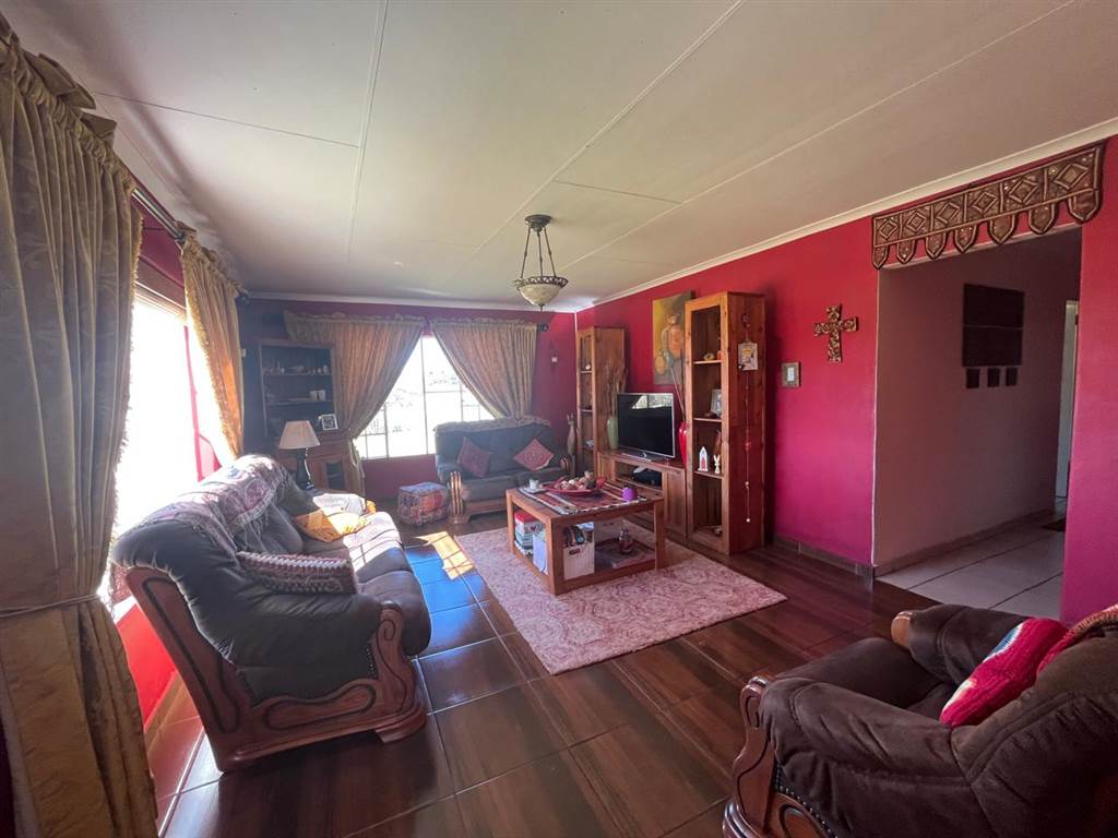 4 Bed House in Randfontein photo number 24