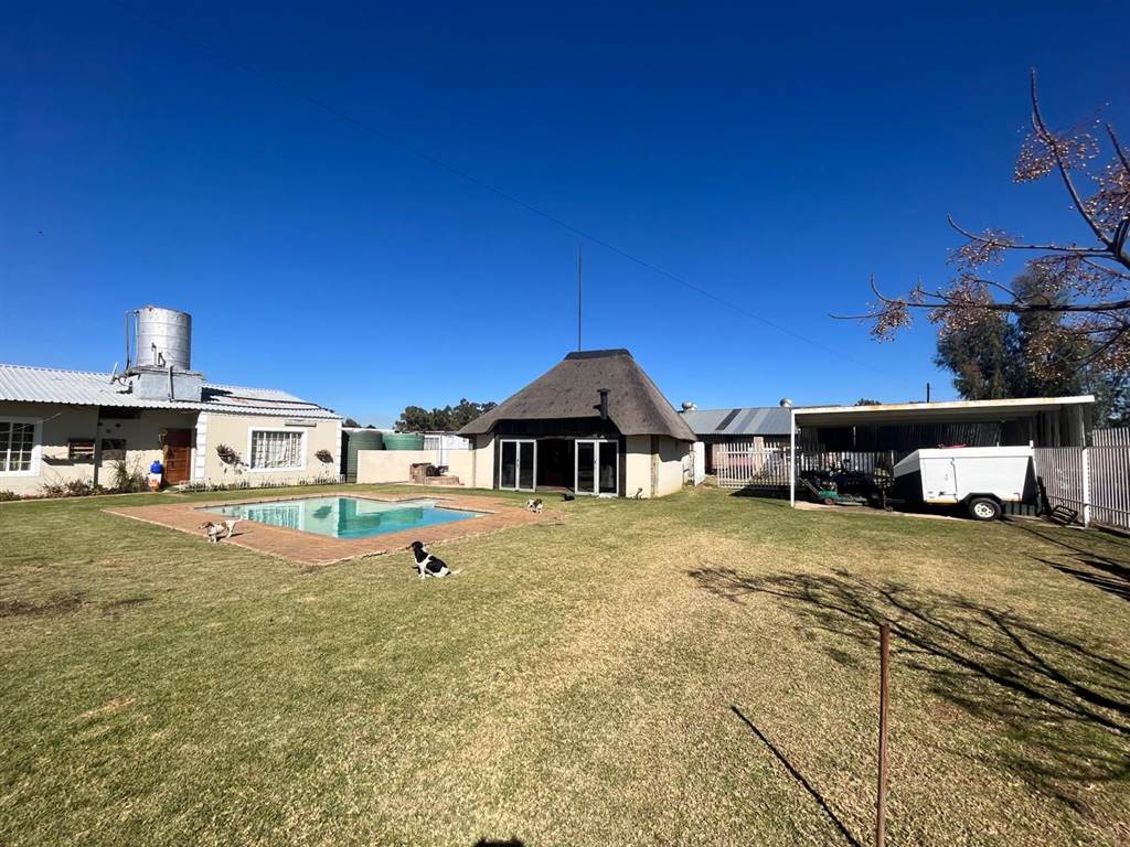 4 Bed House in Randfontein photo number 14