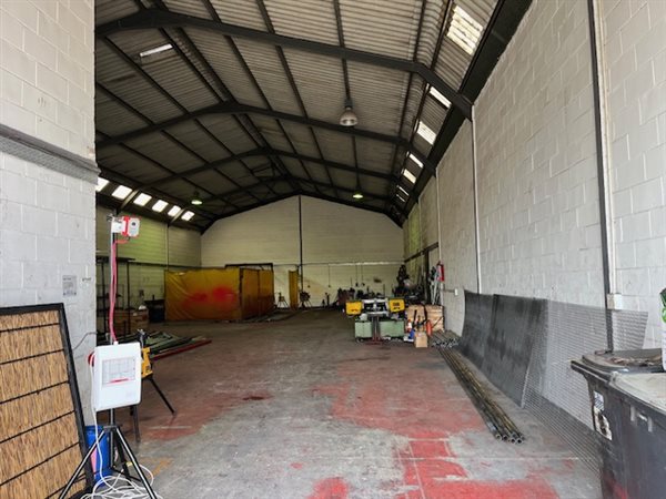 450  m² Industrial space