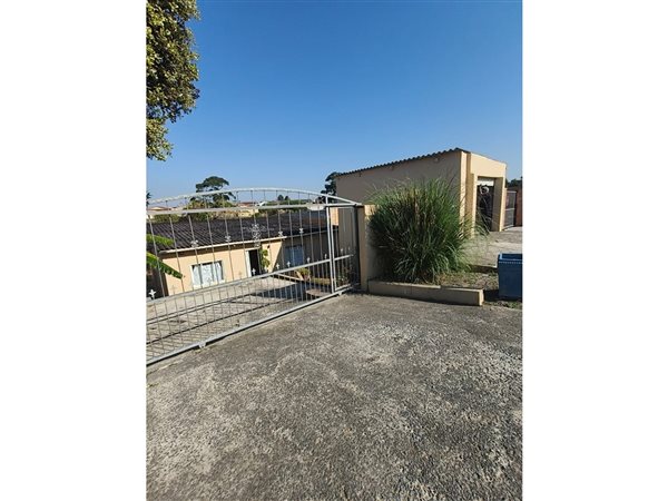 2 Bedroom House 2 Bedroom House