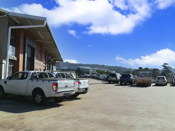 330  m² Commercial space in Red Hill