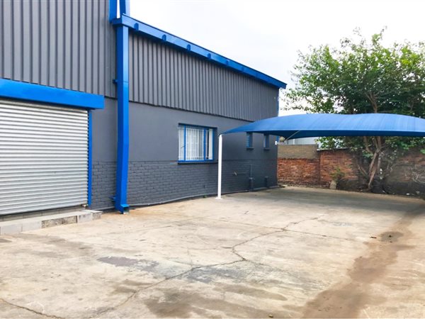 550  m² Industrial space