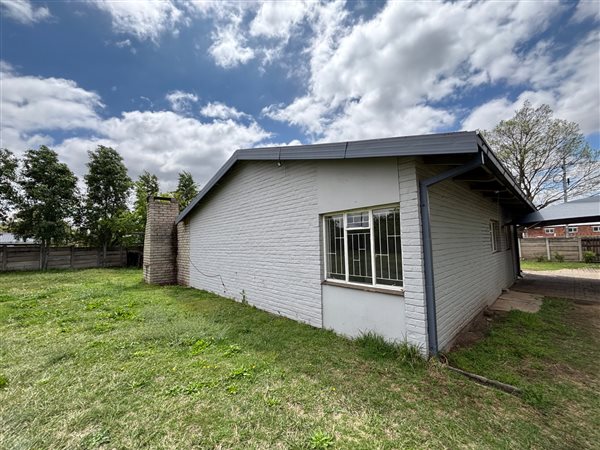 3 Bedroom House 3 Bedroom House
