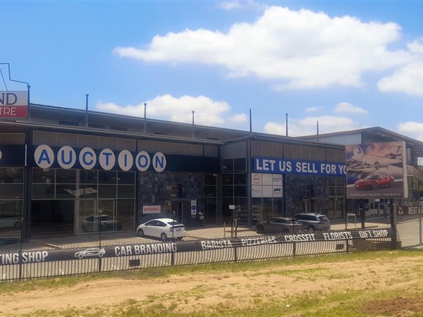 6500  m² Retail Space in Olifantsfontein