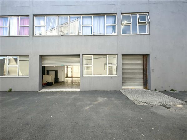 180  m² Industrial space