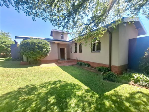 3 Bedroom House 3 Bedroom House