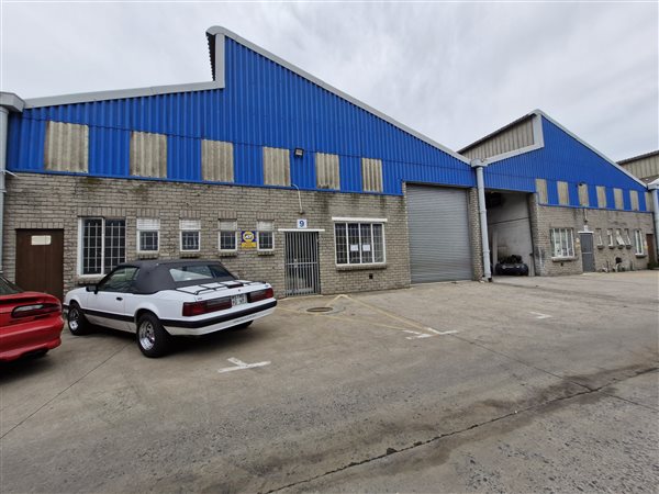 375  m² Industrial space