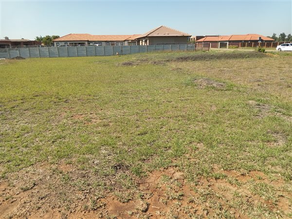 800 m² Land available in Brits Central