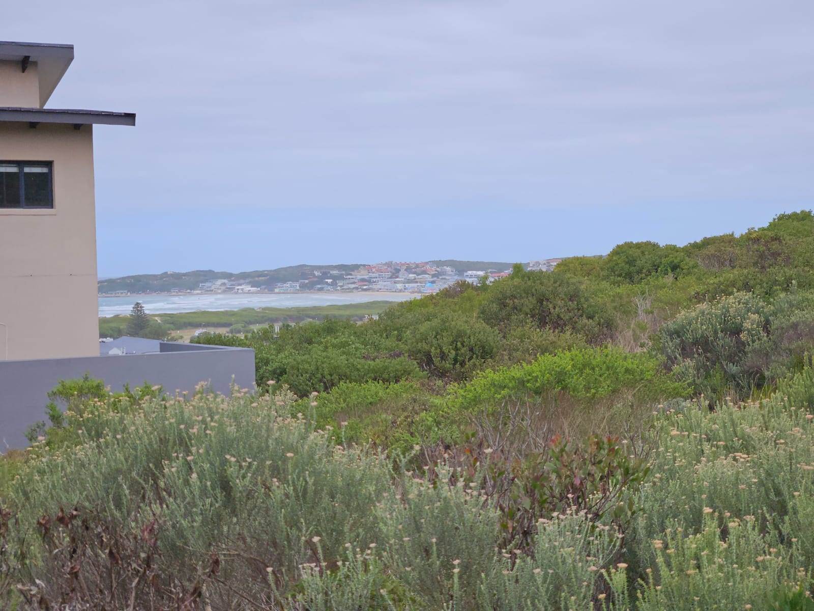 558 m² Land available in Stilbaai photo number 1