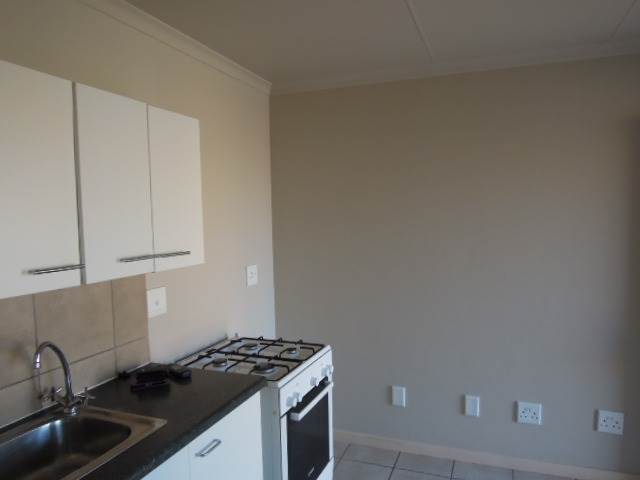 2 Bed House in Kathu photo number 4