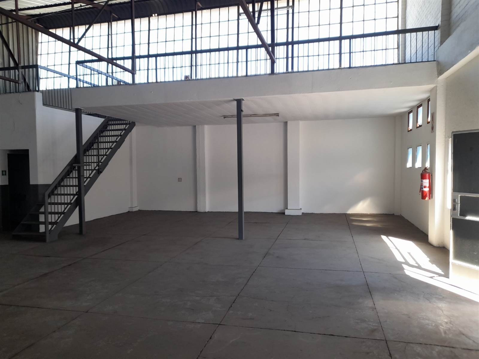 224  m² Commercial space in Steeledale photo number 6