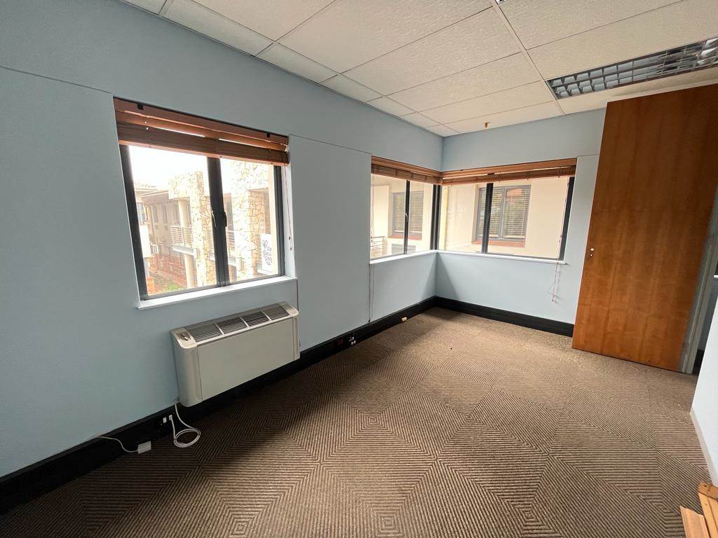 282  m² Commercial space in Bryanston photo number 15