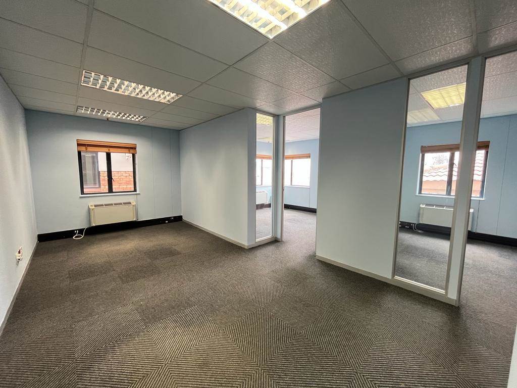 282  m² Commercial space in Bryanston photo number 10