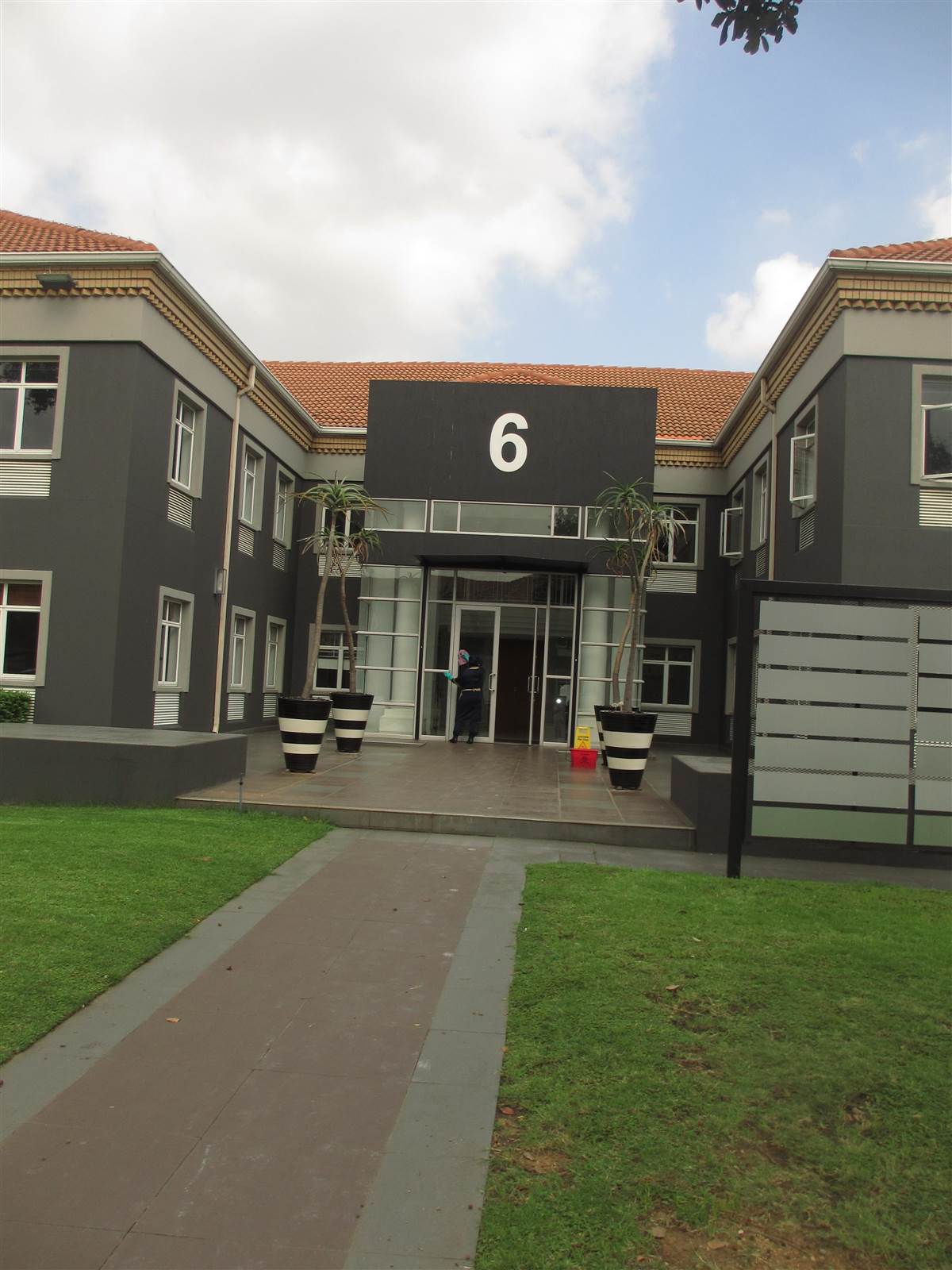 159  m² Commercial space in Fourways photo number 2