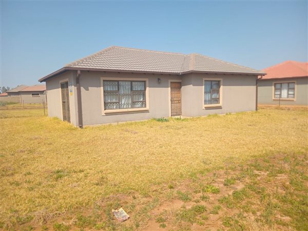 3 Bedroom House 3 Bedroom House