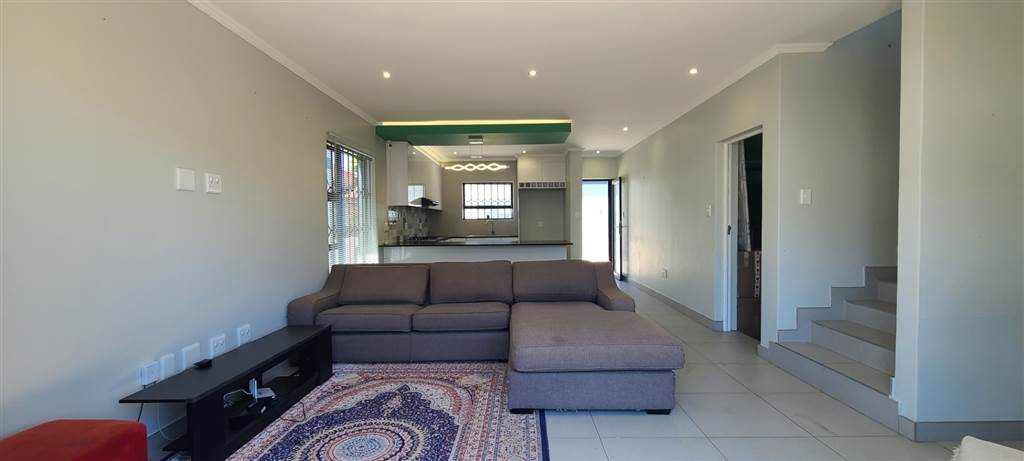 3 Bed Townhouse in Edendale photo number 5