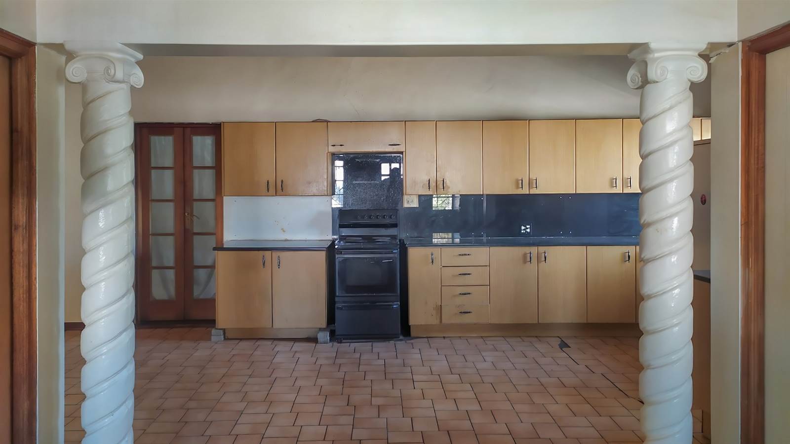3 Bed House in Kroonstad photo number 12