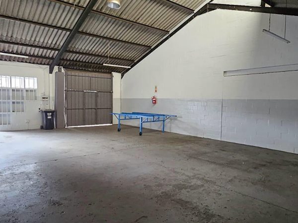 120  m² Industrial space