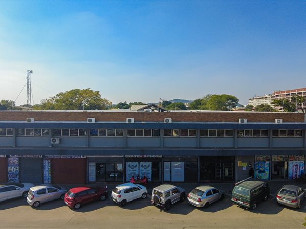 4000  m² Commercial space