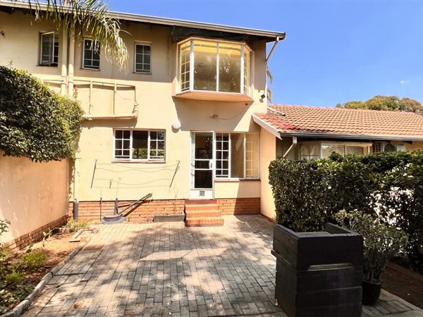 1.5 Bed Townhouse in Ormonde